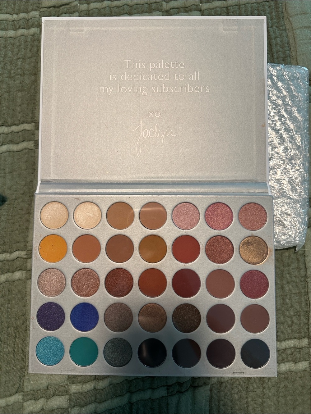 Jaclyn hill makeup palette